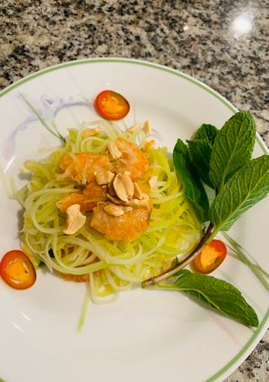 Hình của món Gỏi xoài đu đủ tôm khô.