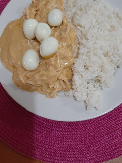 Una foto de Ají de pollo