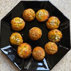 A picture of Veggie ondhawa bites.