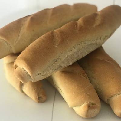 Pan en barra o baguette fácil y rico Receta de Aitzi Zabaleta- Cookpad