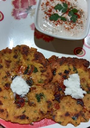 A picture of Rajasthani Tikkar Parantha.