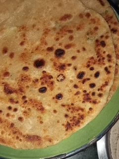 मूंग की दाल का पराठा (Moong ki dal ka paratha recipe in hindi) रेसिपी मुख्य फोटो