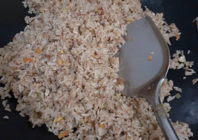 Resep: Di RumahNasi Goreng kornet