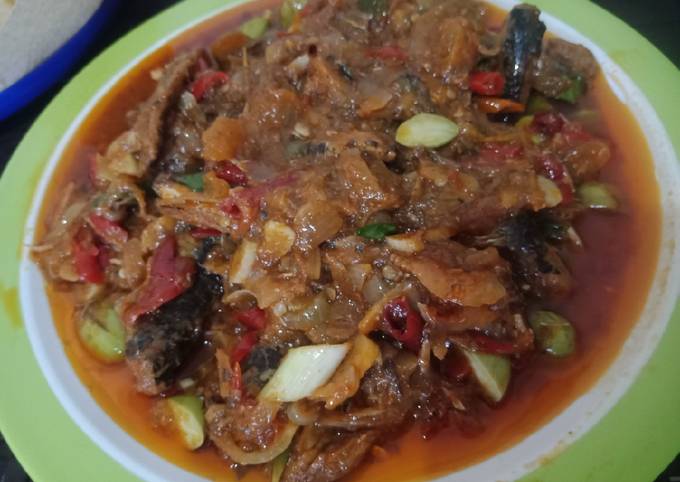 Sarden pedas
