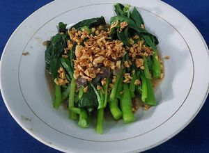 Foto resep Tumis Sawi Manis Bawang Putih