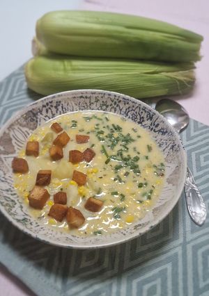 Nyári kukoricaleves (vegán) recept fotója