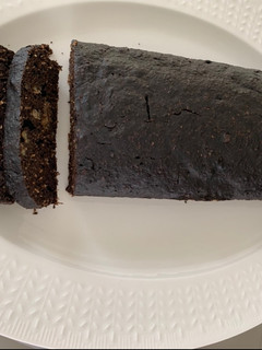 Una foto de Budín de algarroba y coco