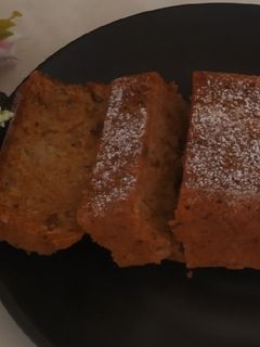 બનાના & વોલનટ કેક (Banana Walnut Cake Recipe In Gujarati) રેસીપી મુખ્ય ફોટો