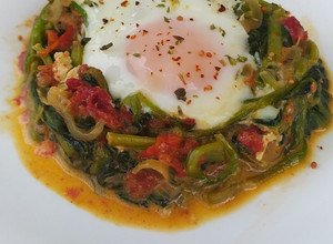 Una foto de Huevos Florentinos En Sartén