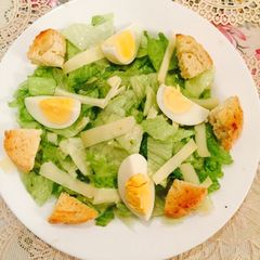 A picture of Caesar Salad.