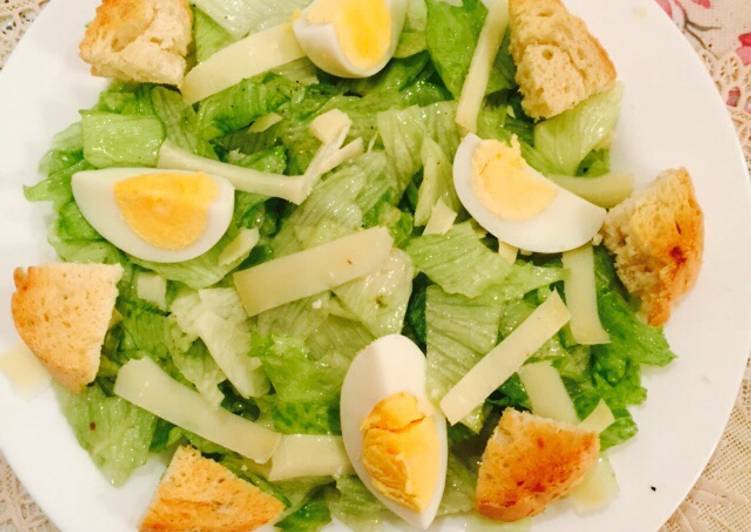 Step-by-Step Guide to Prepare Award-winning Caesar Salad