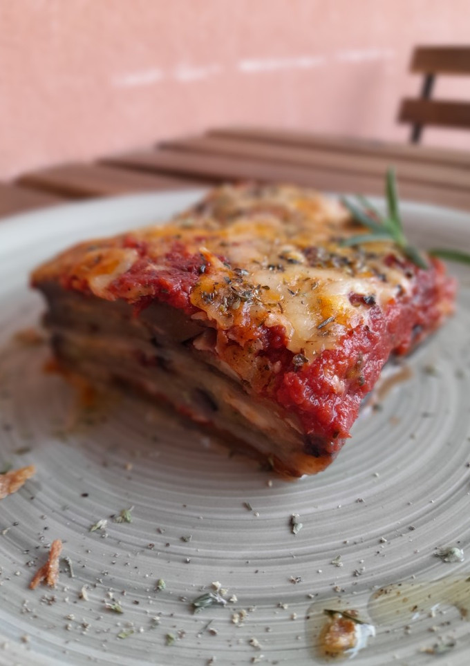 Una foto de Berenjenas a la parmesana (con patata)