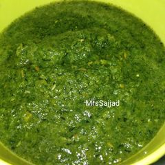 A picture of Hari Chutni.
