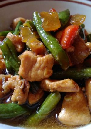 Foto resep Oseng buncis ayam manis