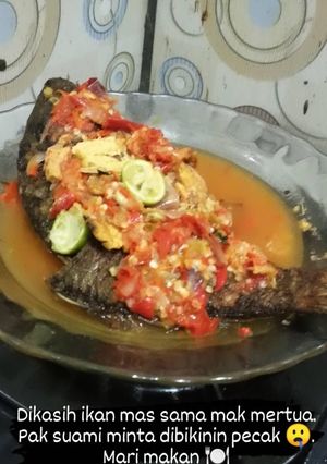 Foto resep Pecak ikan mas simple