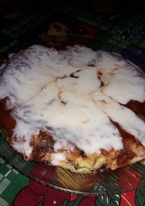 Una foto de "Pizza" de berenjenas y zapallito