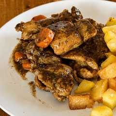 Una foto de Pollo en salsa de olivada de Aragón