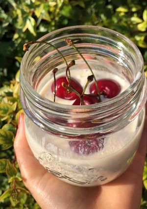 Foto di Smoothie fresco e leggero🍒🥛