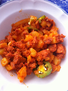 Una foto de Papas con longaniza
