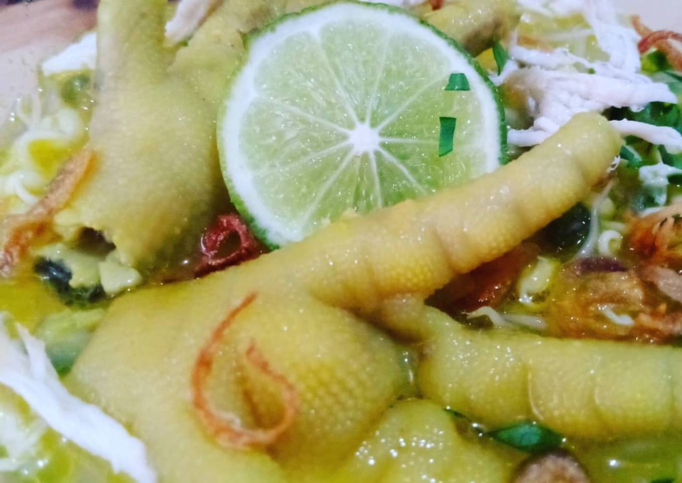 Soto Ceker bumbu kuning