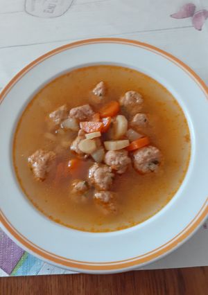 Májgombócleves recept fotója