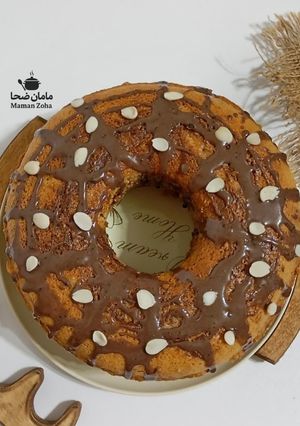 عکسی از دستور کیک دو رنگ هل و دارچین