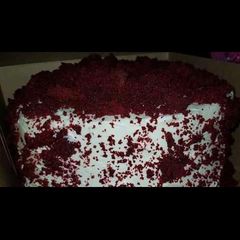 A picture of Red velvet cake.