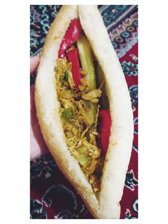 عکسی از دستور ساندویچ مرغ و قارچ خوشمزه 😋🤤