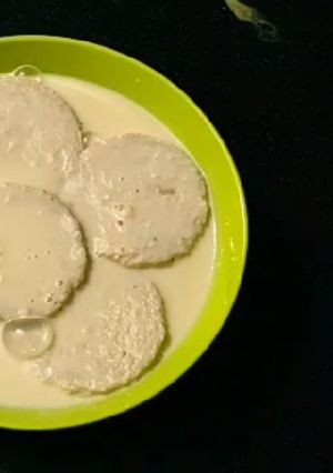 A picture of Bread rasmalai.