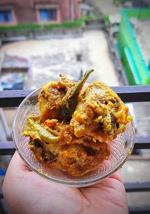 দই মরিচ মুরগি রেসিপির প্রধান ছবি