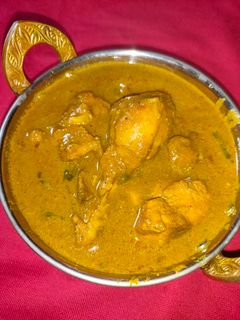 चिकन करी (Chicken curry recipe in Hindi) रेसिपी मुख्य फोटो