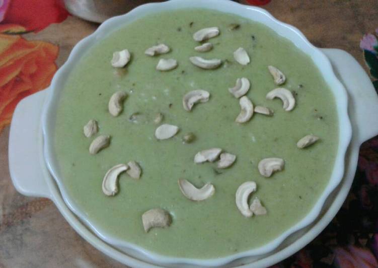 Hare matar ki kheer (green peas dessert)