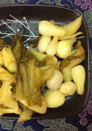 Hình của món Hành tươi muối .