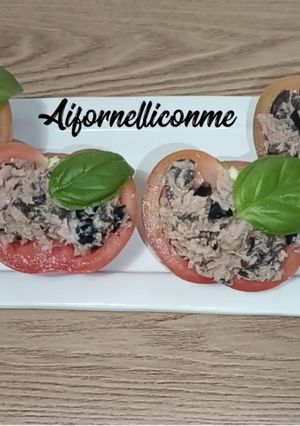 Foto di Pomodori ripieni freschi