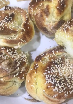صورة لوصفة وردات فطاير بالسكر والسمسم