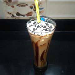 A picture of Chocolate shake.