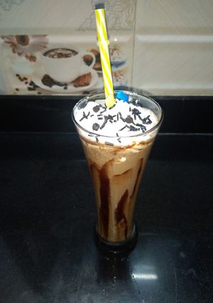 A picture of Chocolate shake.