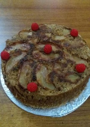 A picture of Apple updown cake.