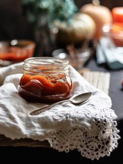 Una foto de Mermelada de calabaza casera especiada con clavo y canela