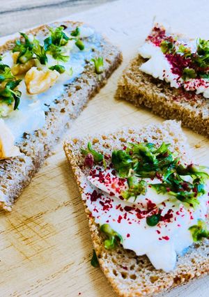 A picture of Shiso Seed Salted Canapés.