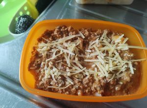 Una foto de Macarrones con salsa boloñesa