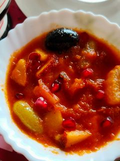 টমেটো ফ্রুটস চাটনি (tomato fruits chutney recipe in engali) রেসিপির প্রধান ছবি