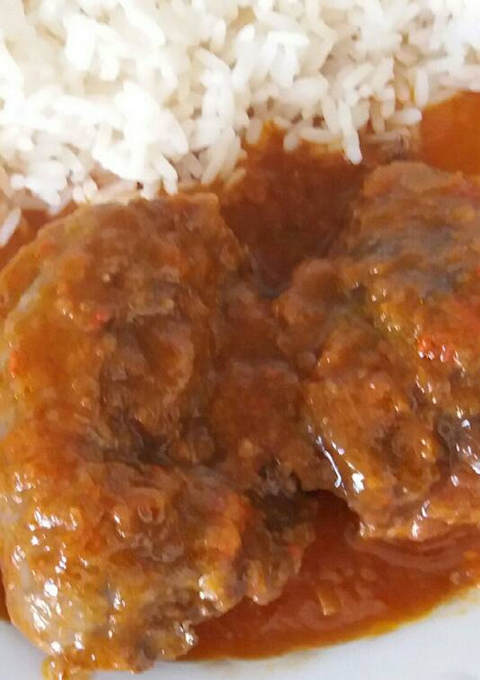 Una foto de Carrilleras de cerdo en salsa española