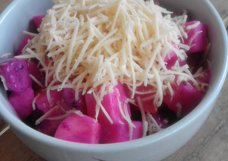 Salad Buah Saus Ungu