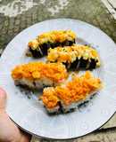 Sushi (kani mentai roll)