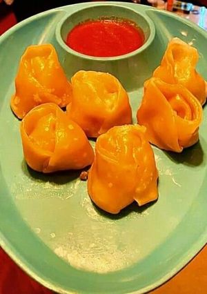 A picture of Paneer momos.
