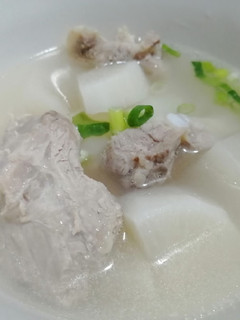 蘿蔔豬軟骨湯 的食譜成品照片