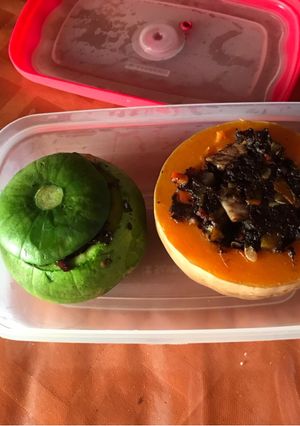 Una foto de Zapallito verde y coreanito, relleno con restos del día anterior