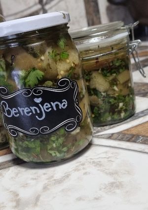 Una foto de Berenjena al escabeche 🍆