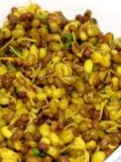 સ્પ્રાઉટ નું શાક(Sprouts Shaak Recipe in Gujarati) રેસીપી મુખ્ય ફોટો